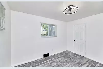 1370 Acredale Drive, Florissant, MO 63033 - Photo 18