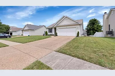418 Harby Drive, Wentzville, MO 63385 - Photo 4