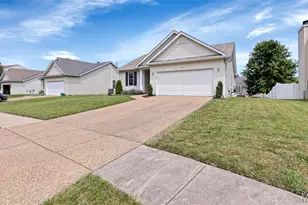 418 Harby Dr, Wentzville, MO 63385 - Photo 4