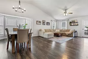 418 Harby Dr, Wentzville, MO 63385 - Photo 10