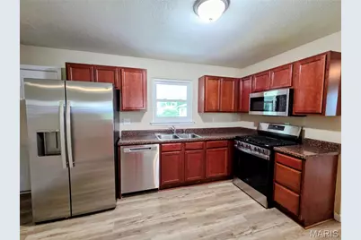 911 Saint Paul Lane, Unincorporated, MO 63366 - Photo 2
