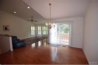 1002 Shire Lane, Eureka, MO 63025 - Photo 6