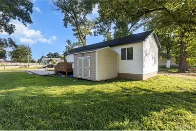 828 Vest Avenue, Valley Park, MO 63008 - Photo 2