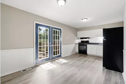 1160 Howdershell Road, Saint Louis, MO 63031 - Photo 4