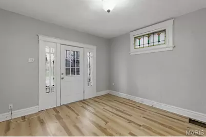 3322 N Hanley Road, Saint Louis, MO 63121 - Photo 6
