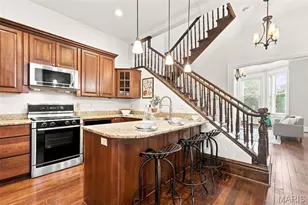 1923 S Compton Ave, Saint Louis, MO 63104 - Photo 8
