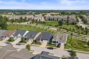 2453 Grover Ridge Dr, Grover, MO 63040 - Photo 2