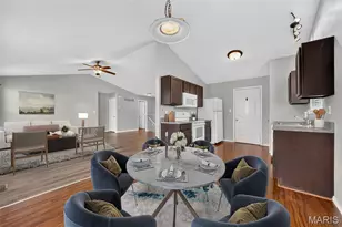429 Briarchase Pl, Lake Saint Louis, MO 63367 - Photo 12