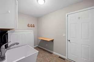 731 Autumnwood Forest Dr, Lake Saint Louis, MO 63367 - Photo 24