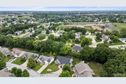 731 Autumnwood Forest Drive, Lake Saint Louis, MO 63367 - Photo 2