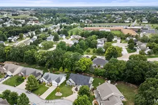 731 Autumnwood Forest Dr, Lake Saint Louis, MO 63367 - Photo 2