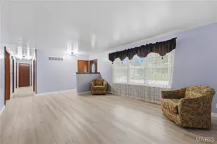 1613 Tamarack Dr, Saint Charles, MO 63301 - Photo 6