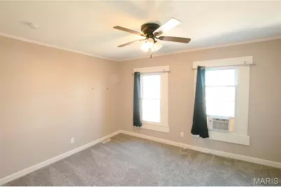 209 W Madison Avenue, Robertsville, MO 65066 - Photo 18