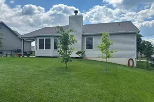 12 Shady River Ct, O'Fallon, MO 63366 - Photo 4