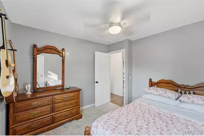 17 Oak Hill Lane, Saint Peters, MO 63376 - Photo 18