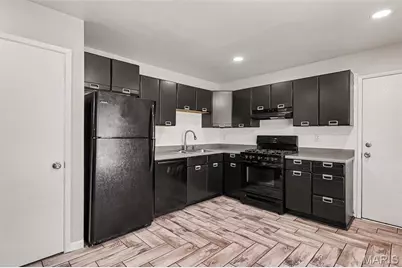1530 Loveland Drive, Florissant, MO 63031 - Photo 4