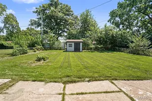 1530 Loveland Dr, Florissant, MO 63031 - Photo 16