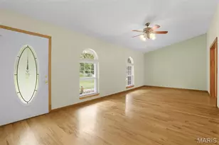 15 Oak Valley Dr, Washington, MO 63090 - Photo 8