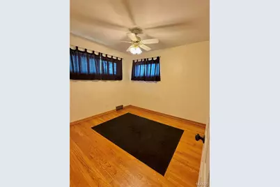 317 Earlsfield Lane, Saint Louis, MO 63125 - Photo 10