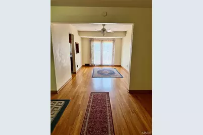317 Earlsfield Lane, Saint Louis, MO 63125 - Photo 6