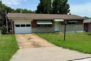 317 Earlsfield Ln, Saint Louis, MO 63125 - Photo 2