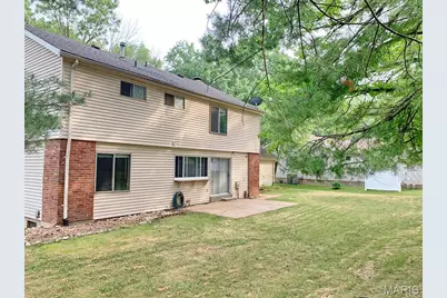 15237 Kempwood Drive, Chesterfield, MO 63017 - Photo 24