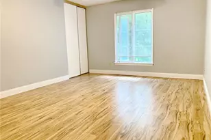 15237 Kempwood Dr, Chesterfield, MO 63017 - Photo 24