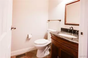 327 Royal Village Dr, Manchester, MO 63011 - Photo 26