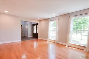 327 Royal Village Dr, Manchester, MO 63011 - Photo 24