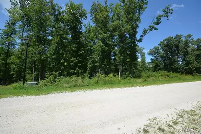 123 Lincoln Ridge Lane, Troy, MO 63379 - Photo 2