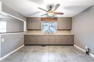 904 N Middle St, Farmington, MO 63640 - Photo 10