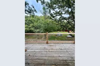 2803 Highway J, Bourbon, MO 65441 - Photo 32