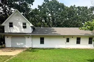 2803 Hwy J, Bourbon, MO 65441 - Photo 2