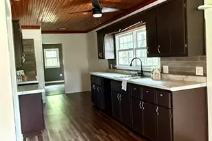 2803 Hwy J, Bourbon, MO 65441 - Photo 14