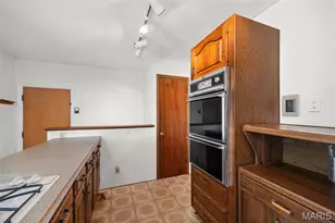223 Susan Rd, Saint Louis, MO 63129 - Photo 12
