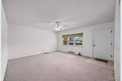 223 Susan Road, Saint Louis, MO 63129 - Photo 6