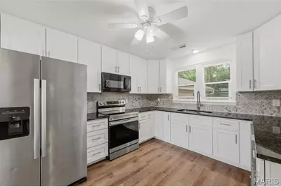 7030 Canterbury Avenue, Saint Louis, MO 63143 - Photo 6