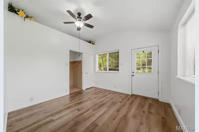 7030 Canterbury Avenue, Saint Louis, MO 63143 - Photo 20