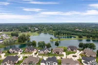 17016 Lakeside Ridge, Chesterfield, MO 63005 - Photo 4