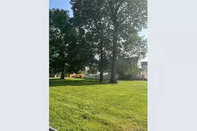 623 and 627 Vest Avenue, Valley Park, MO 63088 - Photo 1