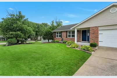 104 Cedar Crest Court, Saint Charles, MO 63304 - Photo 6