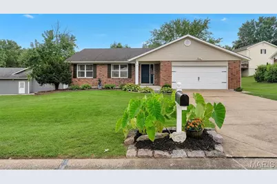 104 Cedar Crest Court, Saint Charles, MO 63304 - Photo 2