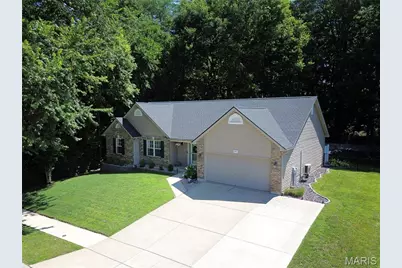 2062 Great Oaks Valley Drive, Wentzville, MO 63385 - Photo 2