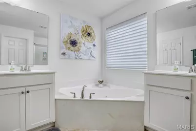 492 Pleasant Breeze Drive, Wentzville, MO 63385 - Photo 24