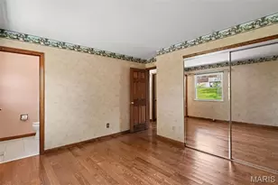 5333 Victron Dr, Oakville, MO 63129 - Photo 14