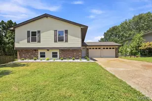 12235 Spring Shadow Ct, Unincorporated, MO 63043 - Photo 1