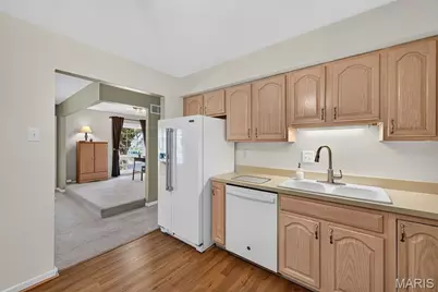 2229 La Cuesta Drive, Florissant, MO 63031 - Photo 14