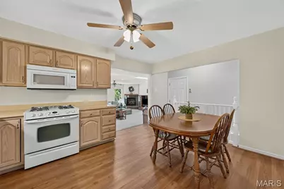 2229 La Cuesta Drive, Florissant, MO 63031 - Photo 12