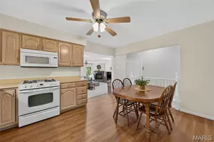 2229 La Cuesta Dr, Florissant, MO 63031 - Photo 12