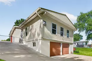 2229 La Cuesta Dr, Florissant, MO 63031 - Photo 54